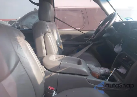 2003 GMC Yukon Slt z USA, uszkodzony, nr VIN 1GKEC13Z43R262475